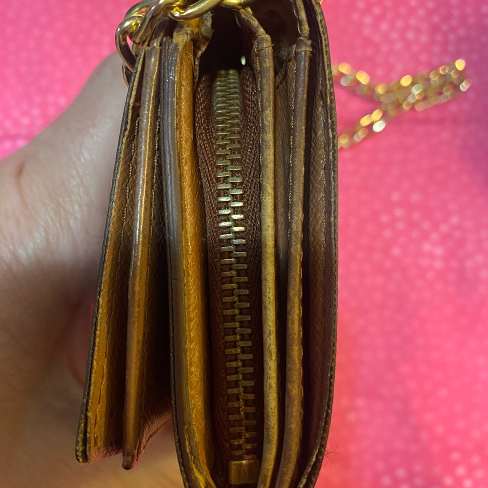 Louis Vuitton Authentic Brown Monogram Crossbody Wallet on chain - Picture 4 of 7